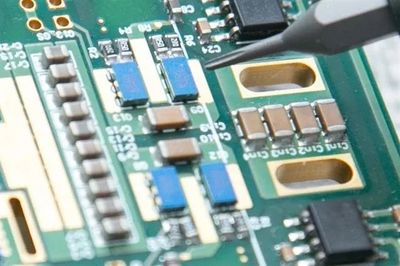 電子元器件 現(xiàn)代電子技術(shù)的基石